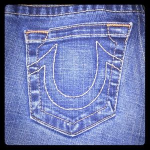 (J) True Religion denim jeans